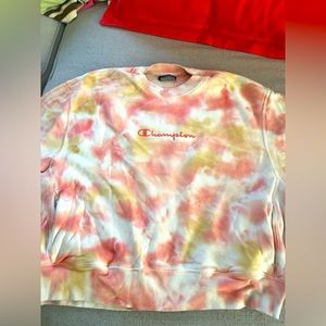 Cropped Champion Sweatshirt